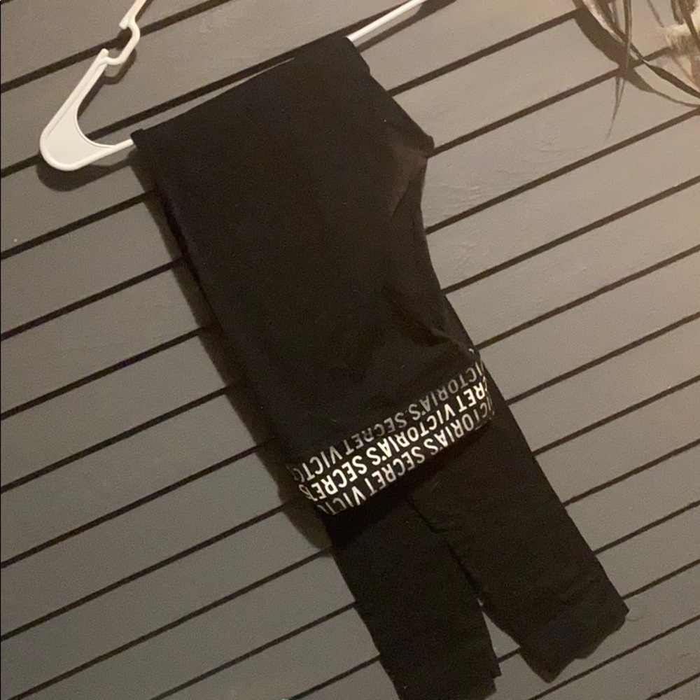 Victoria’s Secret leggings